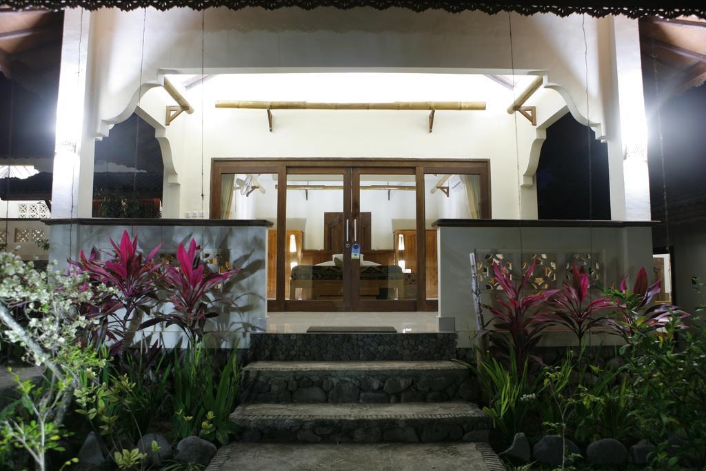 Rinjani Lodge เซอนารู ภายนอก รูปภาพ